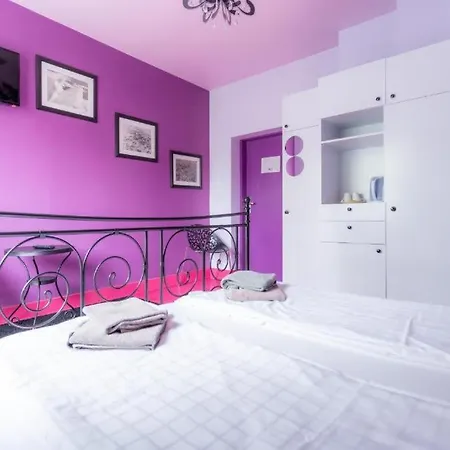 Cozy Victus Walk To The Pier By Renters Διαμέρισμα